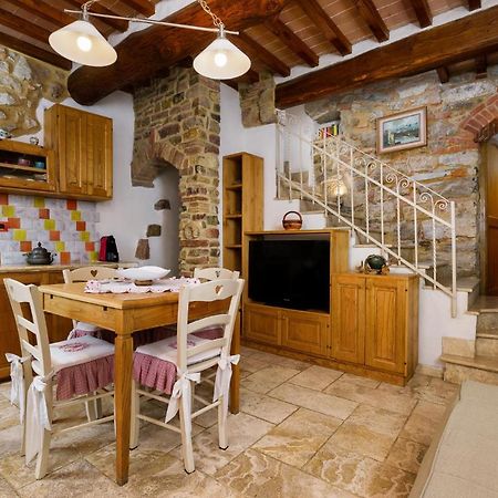 La Casetta Nel Borgo Castelnuovo di Val di Cecina Eksteriør billede