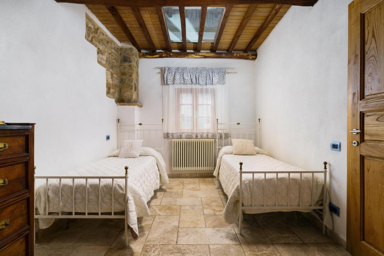La Casetta Nel Borgo Castelnuovo di Val di Cecina Eksteriør billede